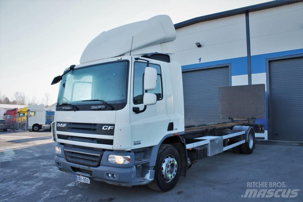 DAF CF75.310 Camiones con gancho