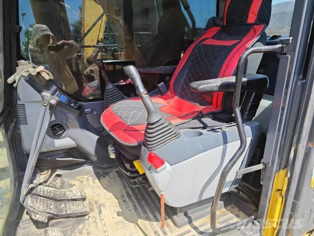 Komatsu PC 450-8 Excavadoras de cadenas