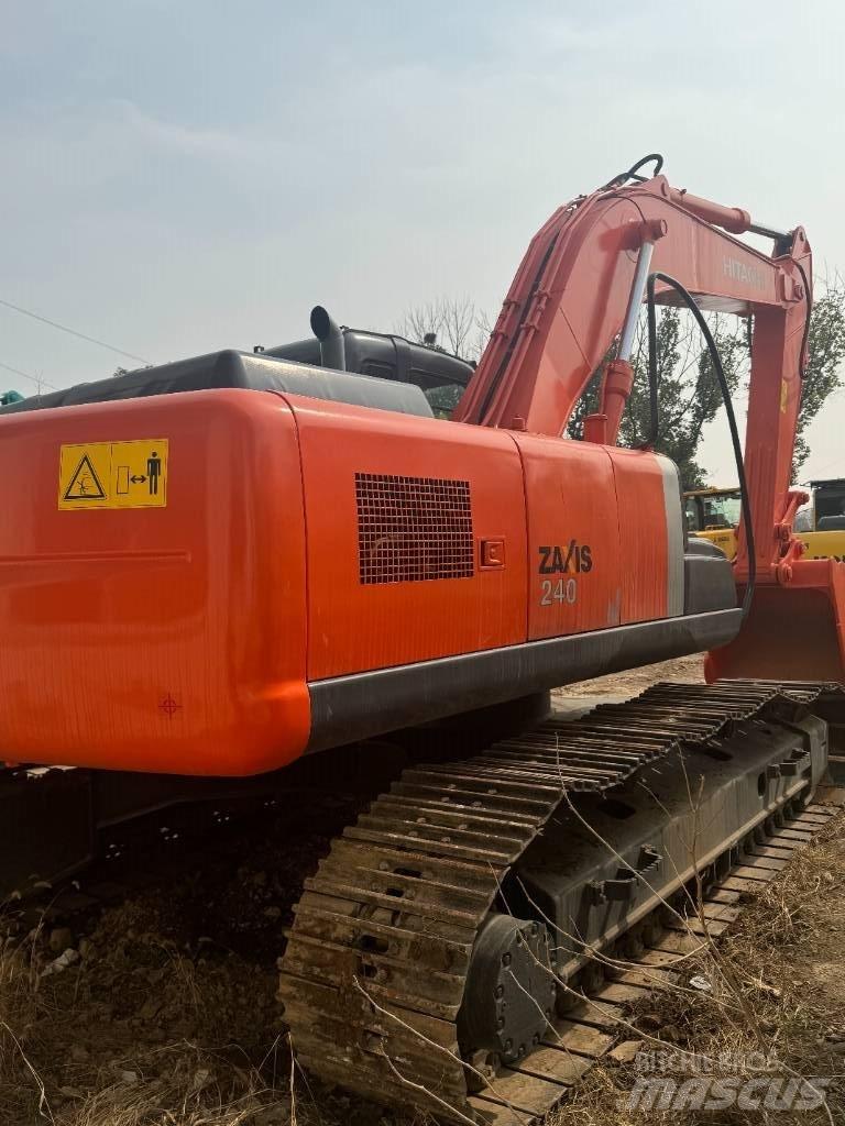 Hitachi ZX 240 Excavadoras de cadenas