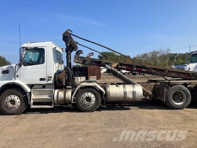 Volvo VHD Camiones con gancho