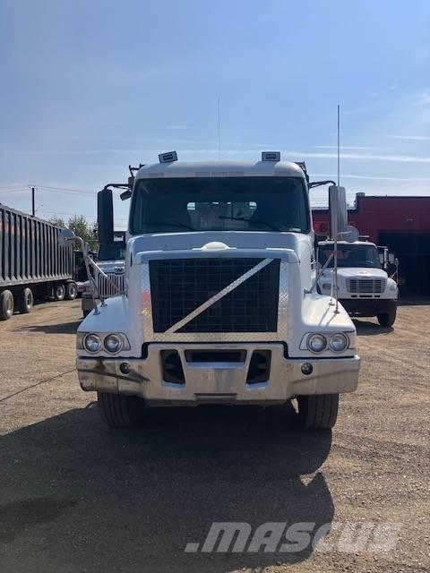Volvo VHD Camiones con gancho