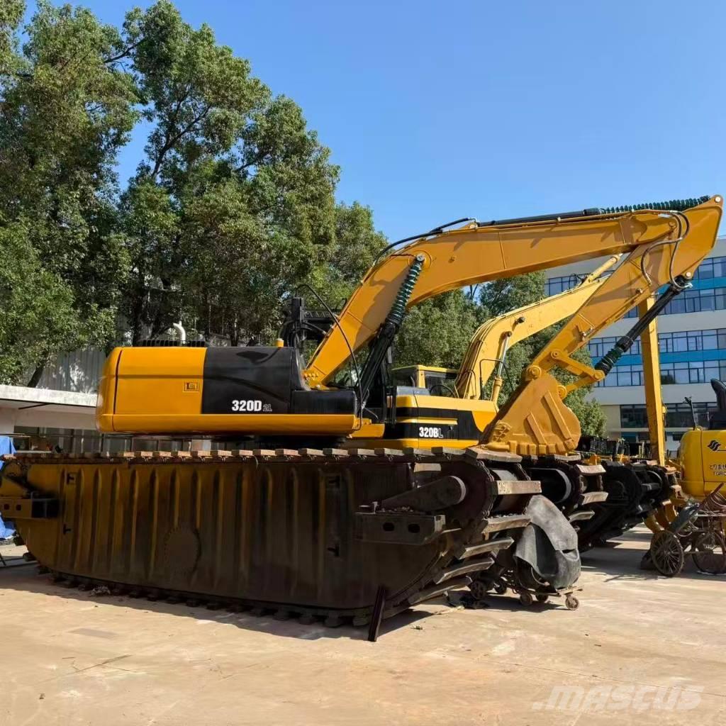 CAT 320D2 Excavadoras anfibio