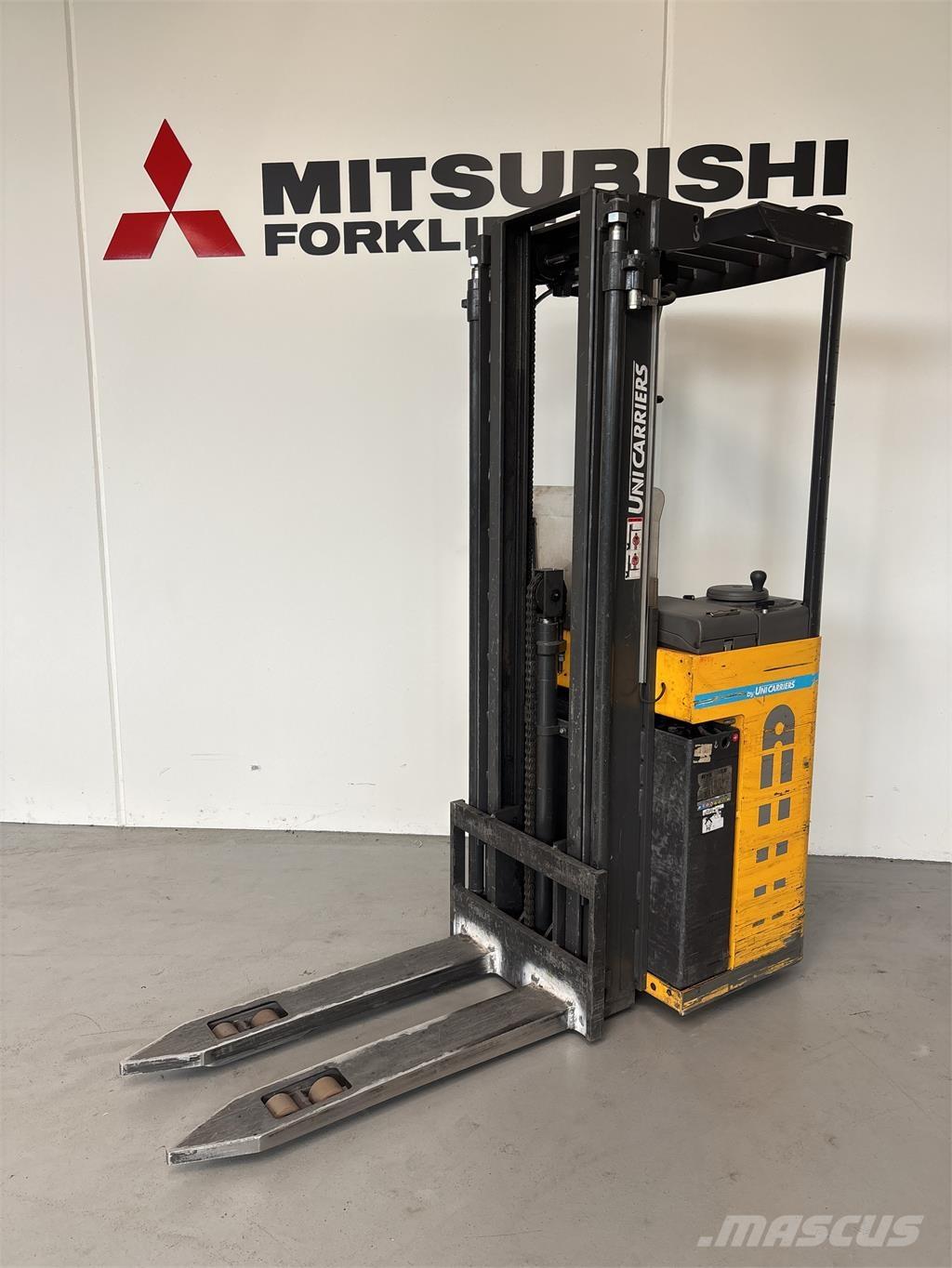 Atlet A160 Apiladores eléctricos autopropulsados