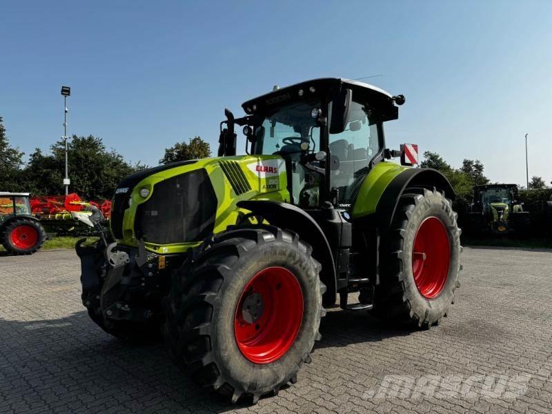 CLAAS AXION 810 Tractores