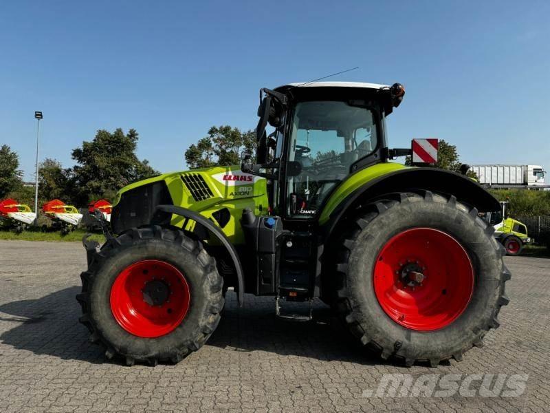 CLAAS AXION 810 Tractores