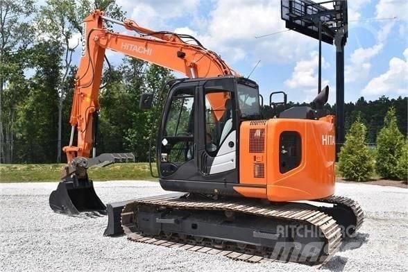 Hitachi ZX 135 Excavadoras de cadenas