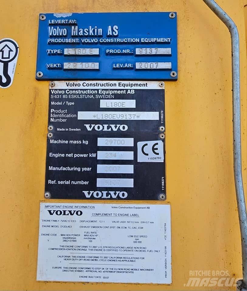 Volvo L 180 E Cargadoras sobre ruedas