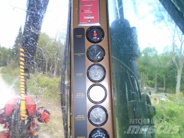 Tigercat 845B Talador apilador