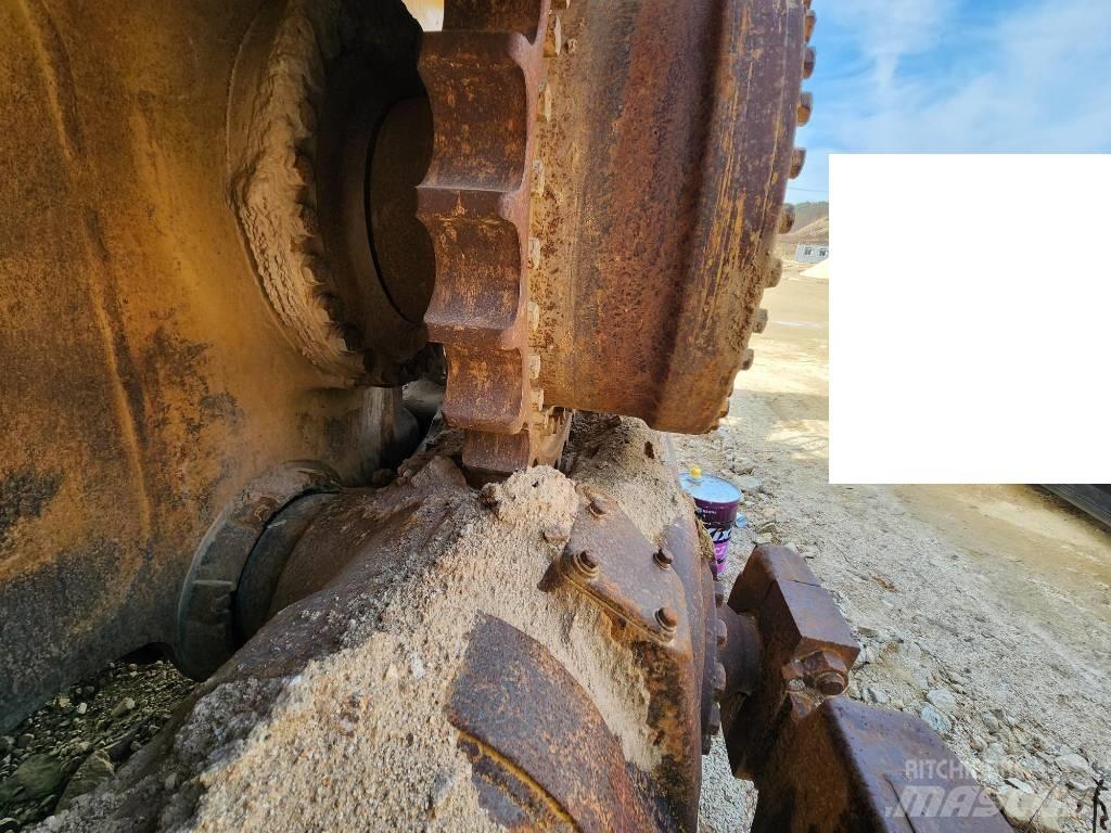 CAT D 9 N Buldozer sobre oruga
