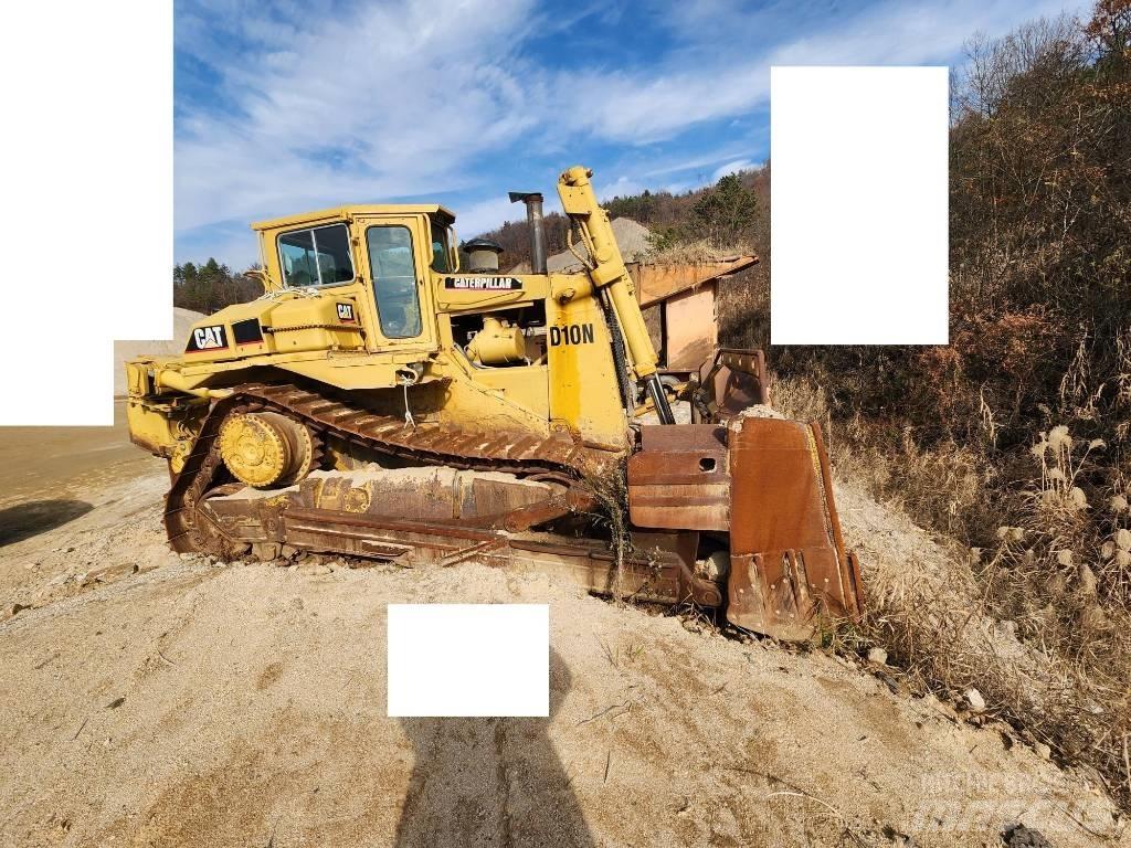 CAT D 9 N Buldozer sobre oruga