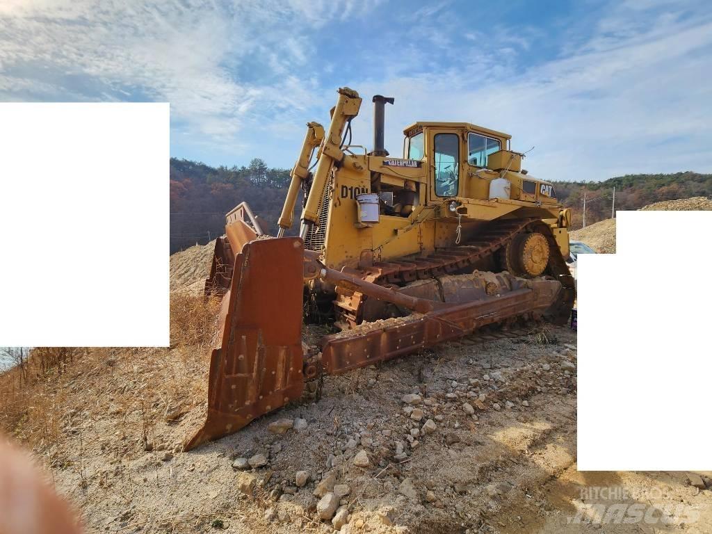 CAT D 9 N Buldozer sobre oruga