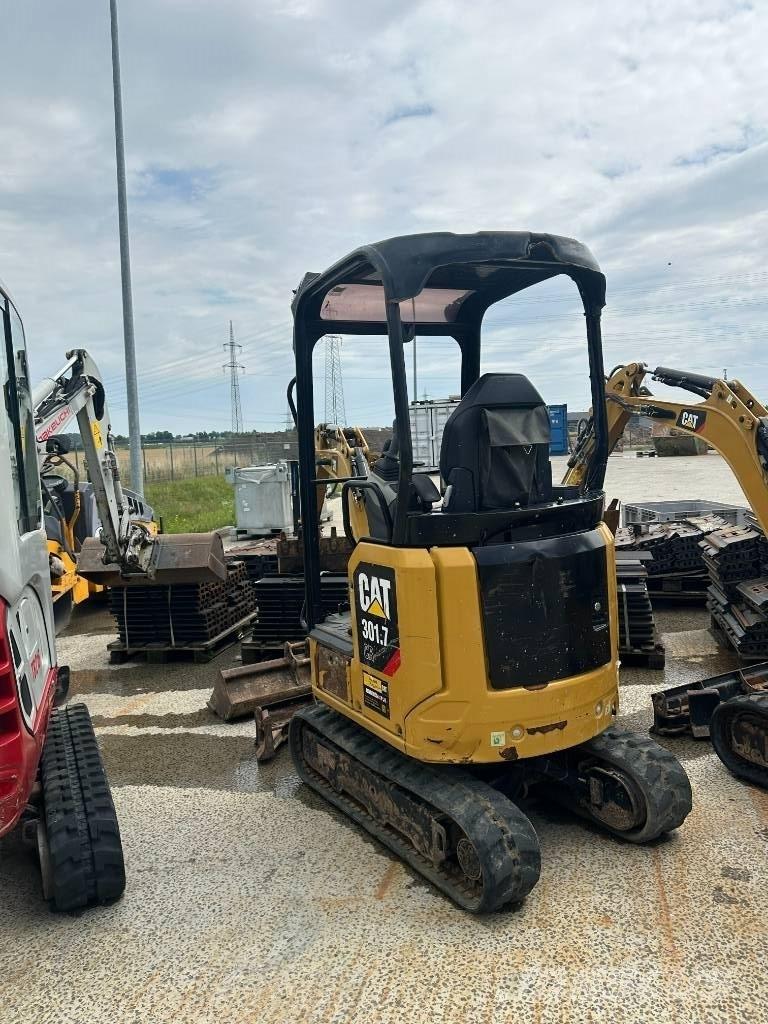 CAT 301.7 Mini excavadoras < 7t