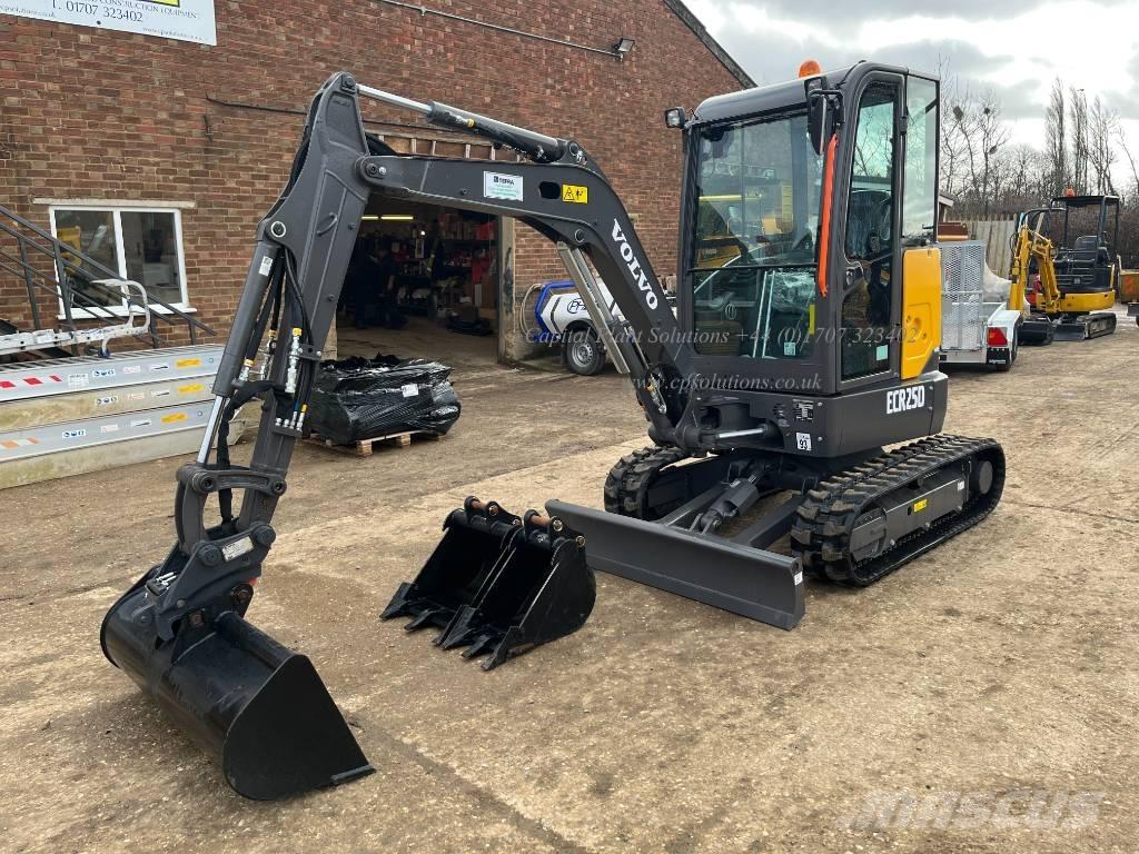 Volvo ECR 25 D Mini excavadoras < 7t