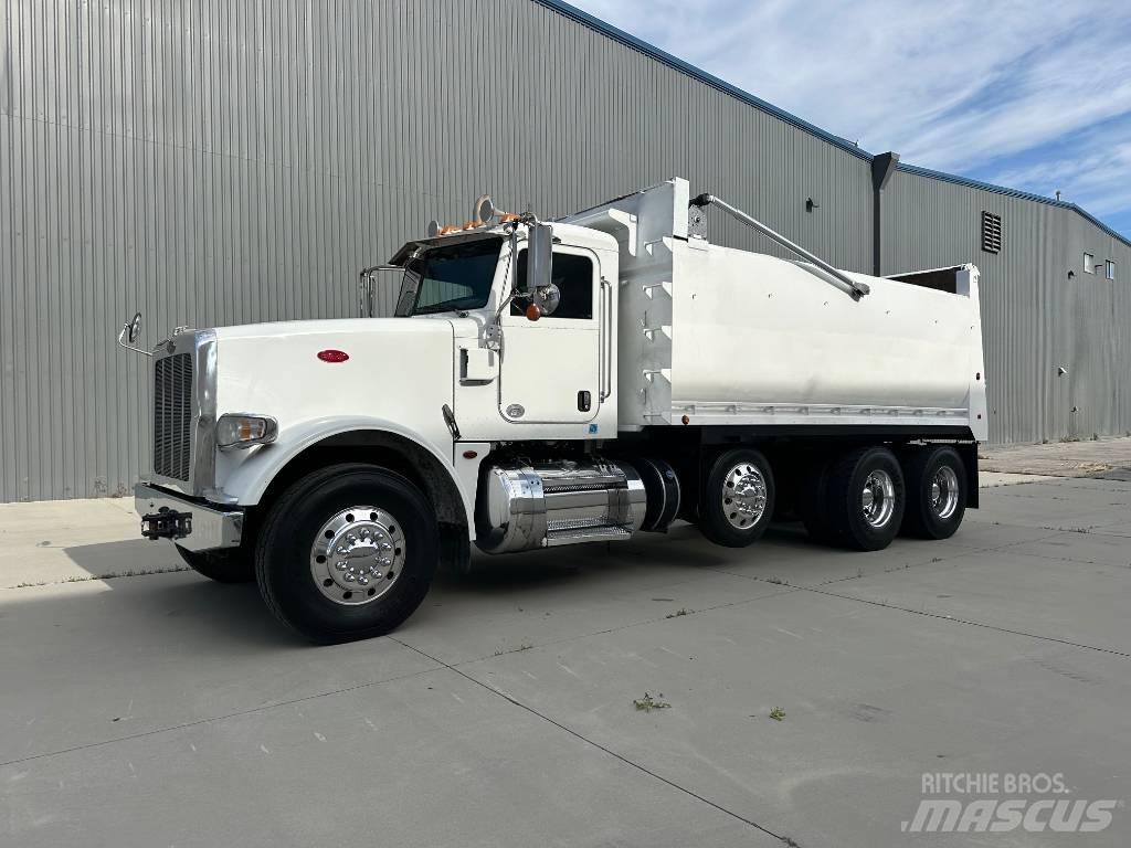 Kenworth 367 Camiones bañeras basculantes o volquetes