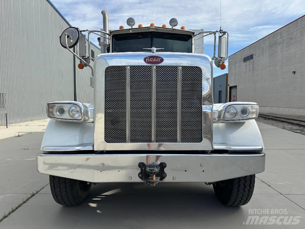 Kenworth 367 Camiones bañeras basculantes o volquetes