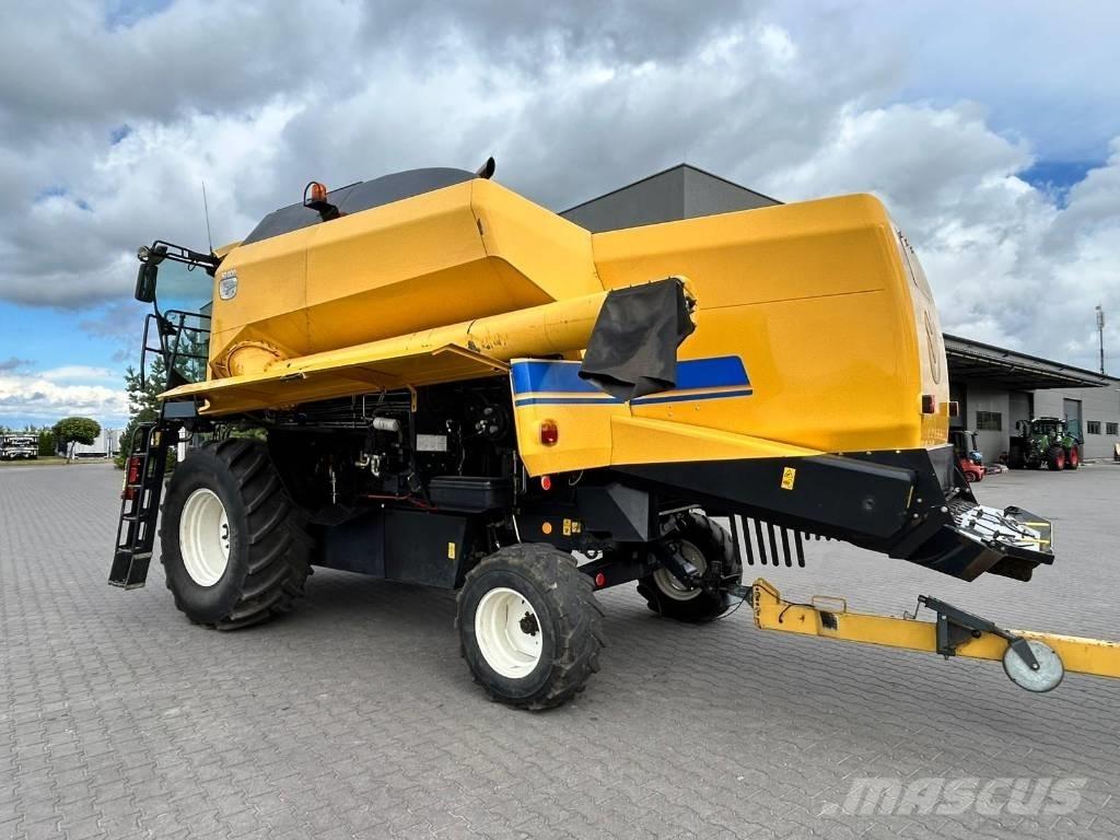 New Holland TC 5.80 Cosechadoras combinadas