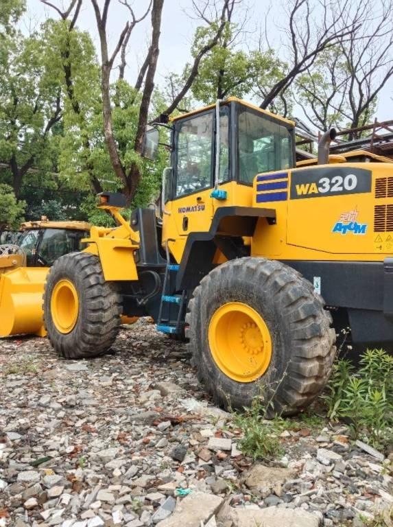 Komatsu WA 320-5 Cargadoras sobre ruedas