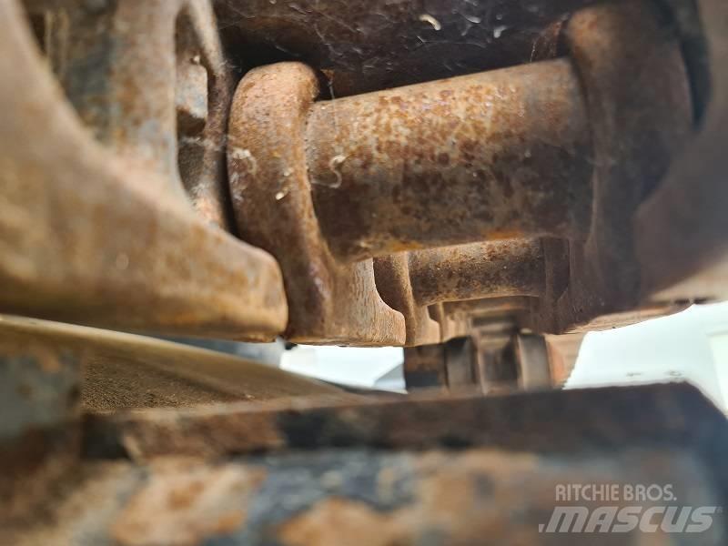 Komatsu PC 240NLC-11 Excavadoras de cadenas
