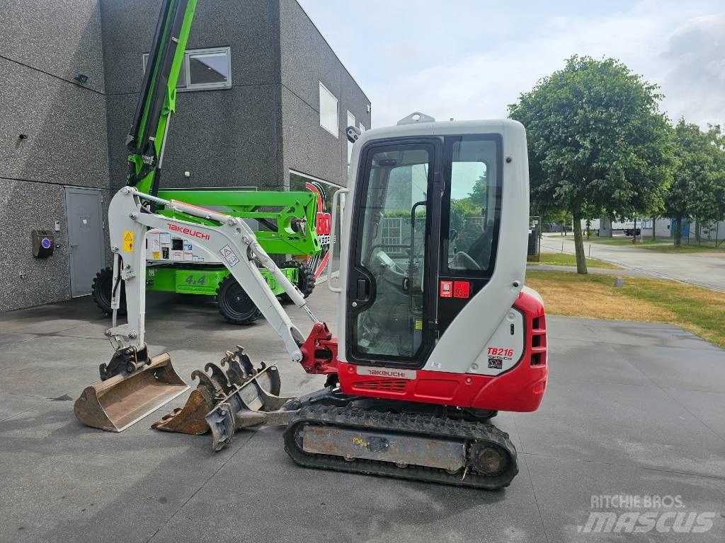 Takeuchi TB 216 Mini excavadoras < 7t