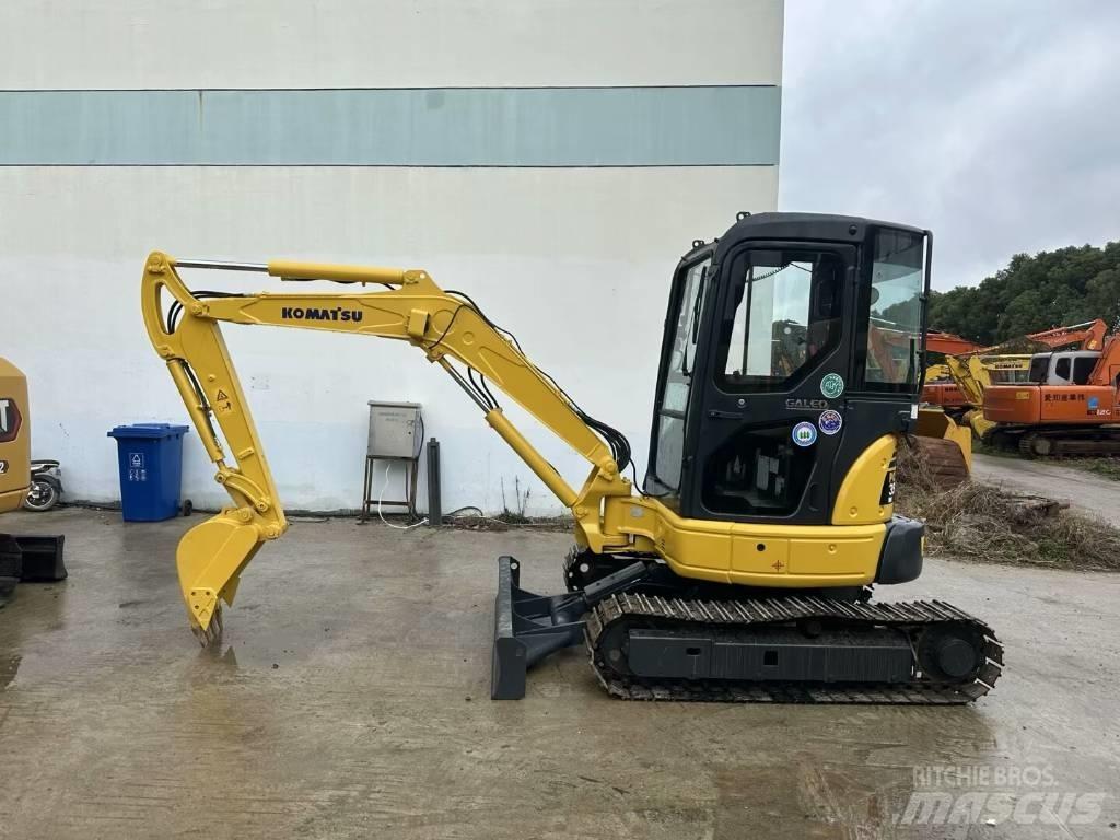 Komatsu PC 35 MR Mini excavadoras < 7t