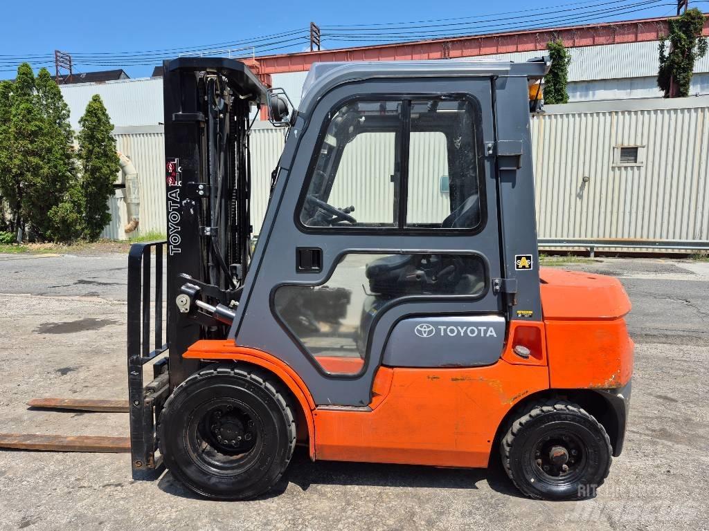 Toyota 7 FGU 25 Otras carretillas elevadoras