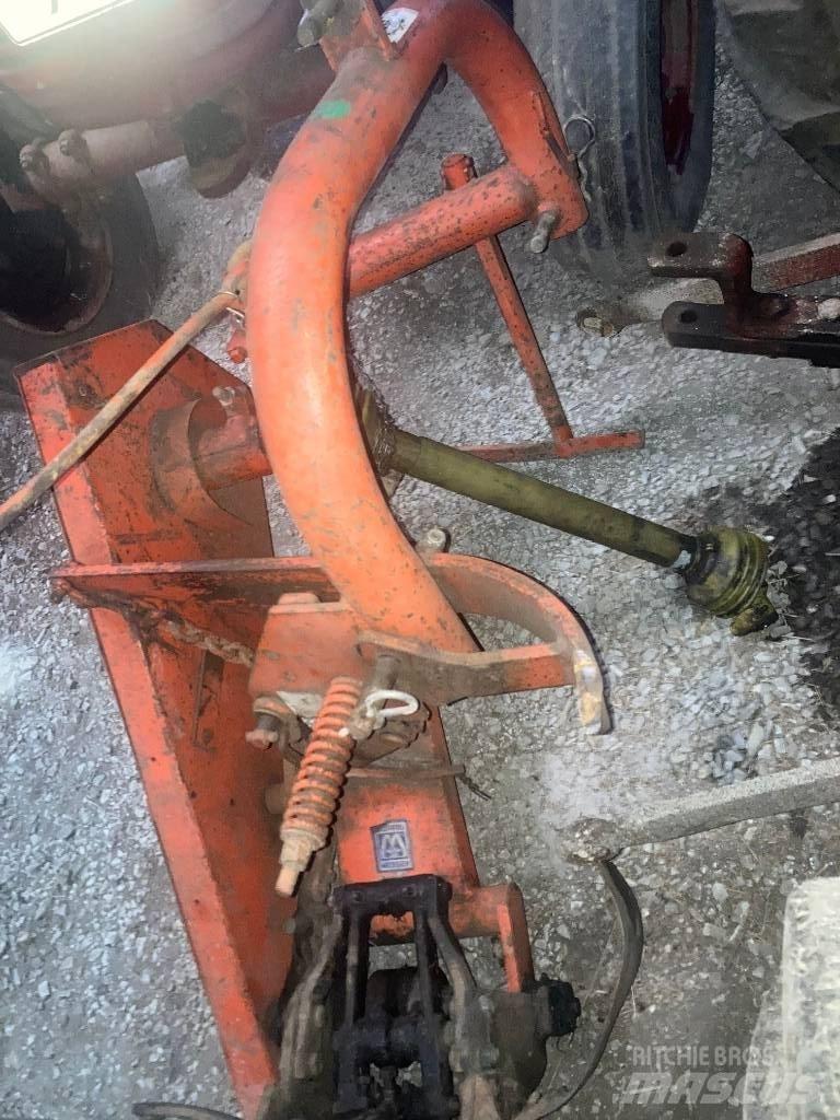 Busatis 1102 Segadoras