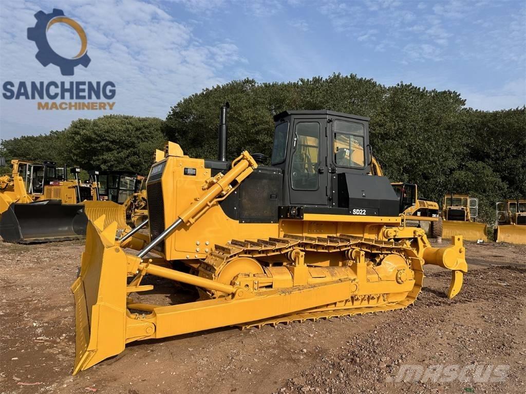 Shantui SD 22 Buldozer sobre oruga