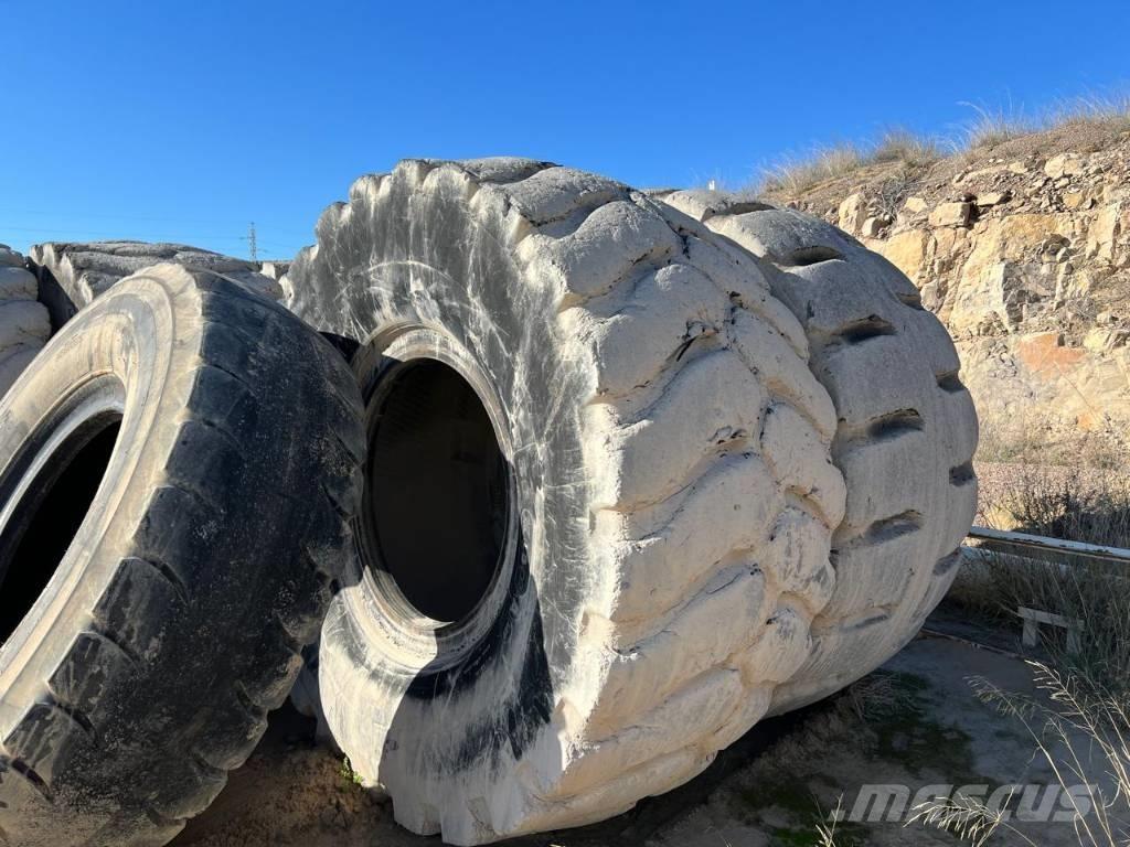 CAT 990 II Cargadoras sobre ruedas