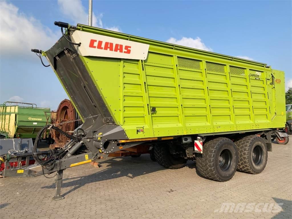 CLAAS Cargos 750 Maquinaria de elevación y colocación