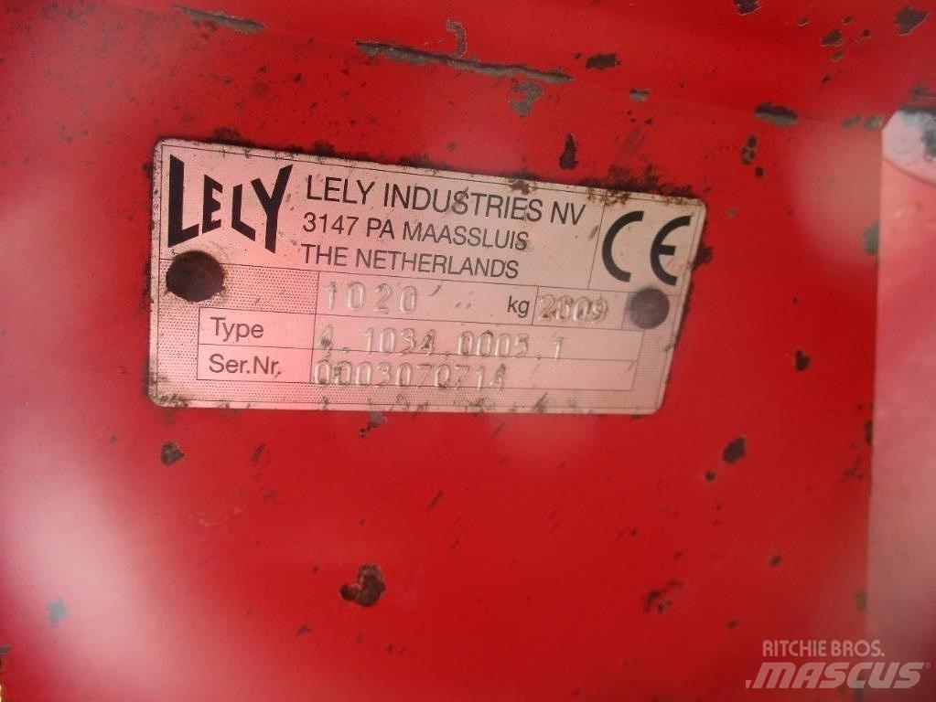Lely Lotus 770 AWS Rastrillos y henificadores