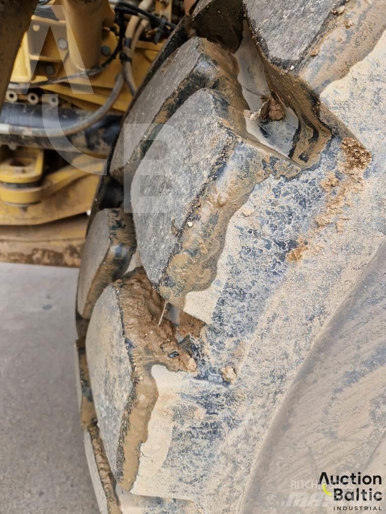 CAT 735C Dúmpers articulados