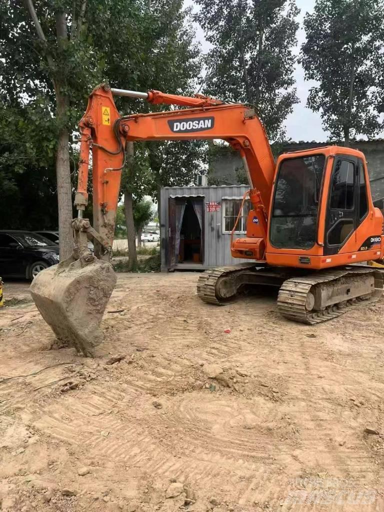 Doosan DH 80 Excavadoras de cadenas