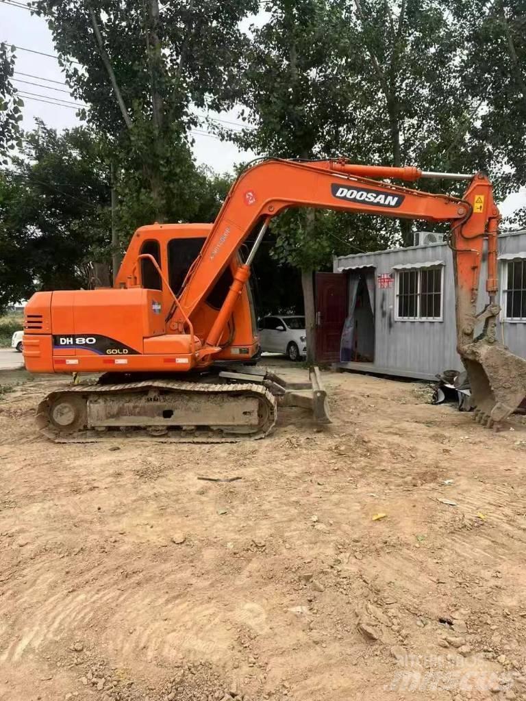 Doosan DH 80 Excavadoras de cadenas