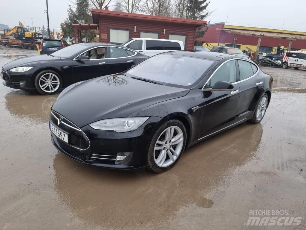 Tesla Model S P85D Coches