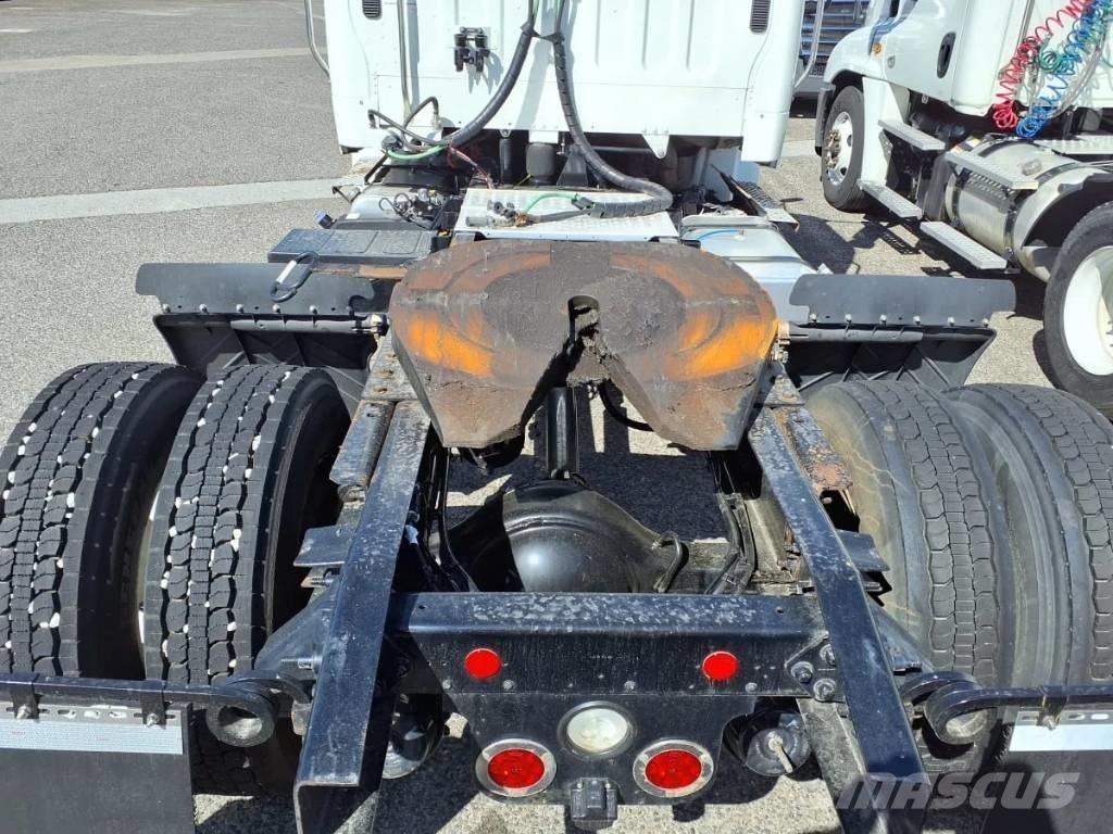 Freightliner M2 106 Cabezas tractoras