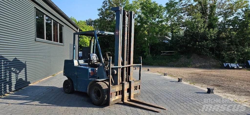 Clark 3 ton diesel Otras carretillas elevadoras