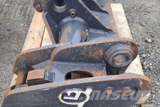 Develon Hitch Mini excavadoras < 7t