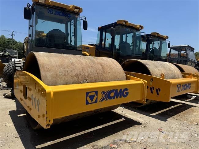 XCMG XS 223 J Rodillos de un solo tambor