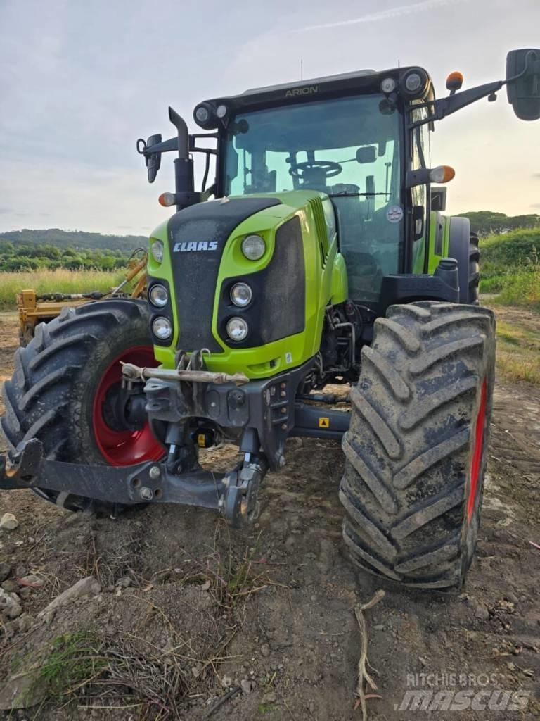 CLAAS Arion 460 Tractores