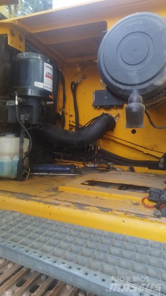 JCB JS 290 LC Excavadoras de cadenas