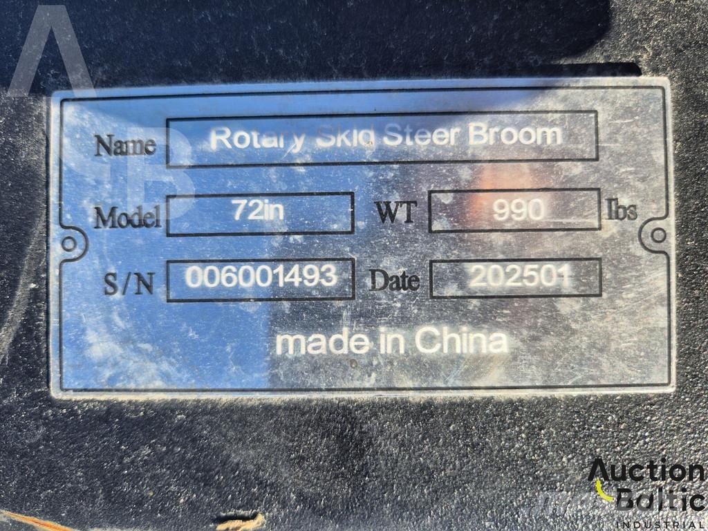  Rhino-Cross 72 in Cepillos