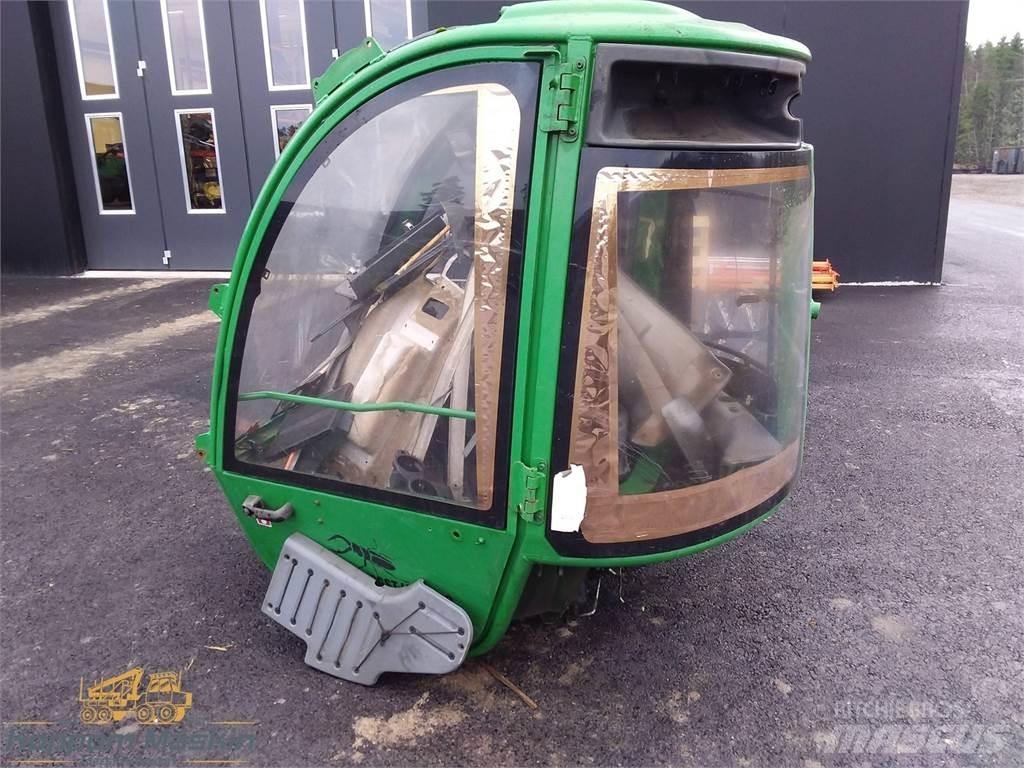John Deere 1910e Cabinas e interior