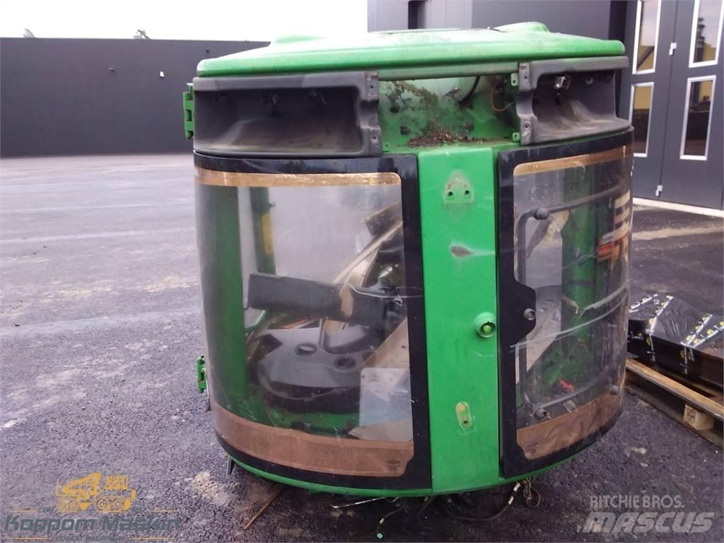 John Deere 1910e Cabinas e interior