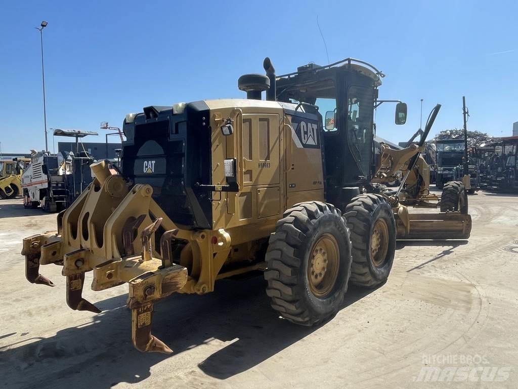 CAT 140 M2 Clasificador de equipos