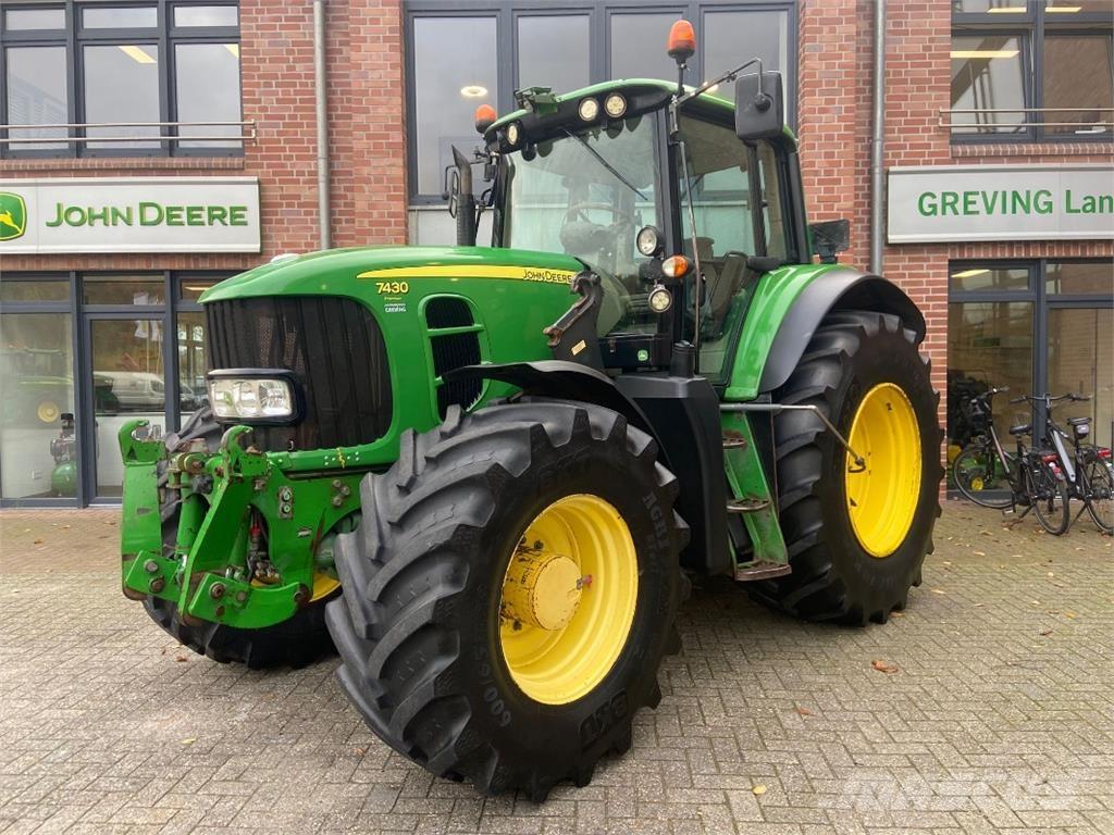 John Deere 7430 Tractores