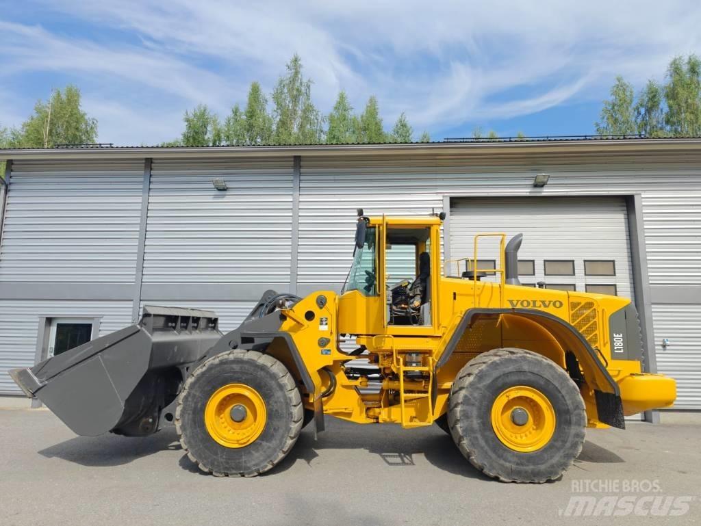 Volvo L 180 E Cargadoras sobre ruedas