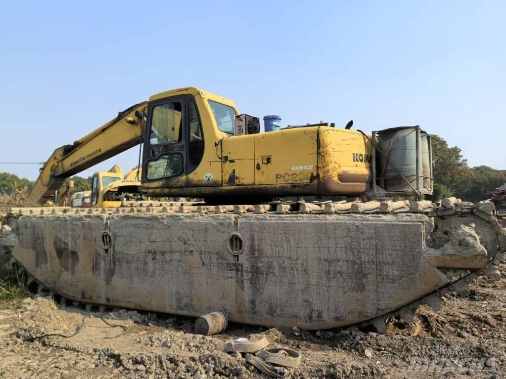 Komatsu PC 200-6 Excavadoras anfibio