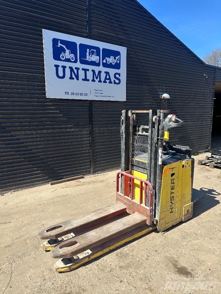 Hyster P 2.0 Apiladores eléctricos autopropulsados