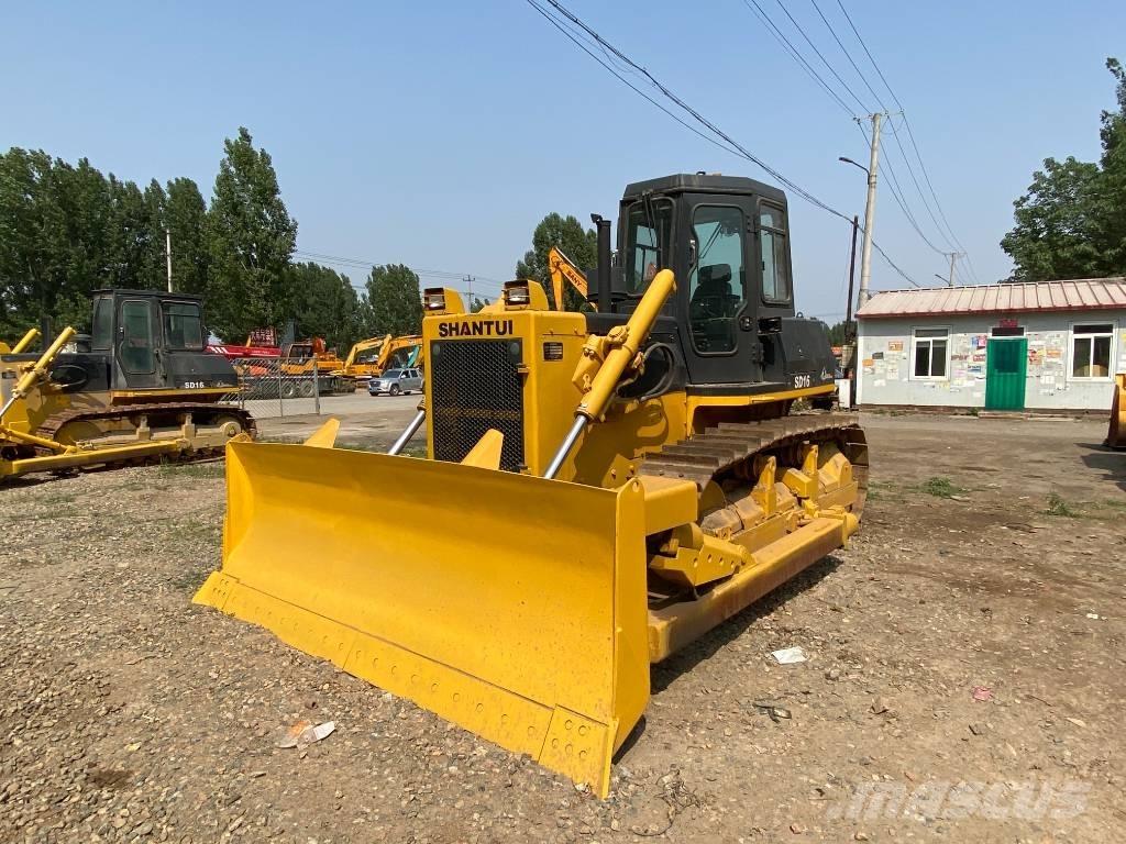 Shantui SD 16 Buldozer sobre oruga