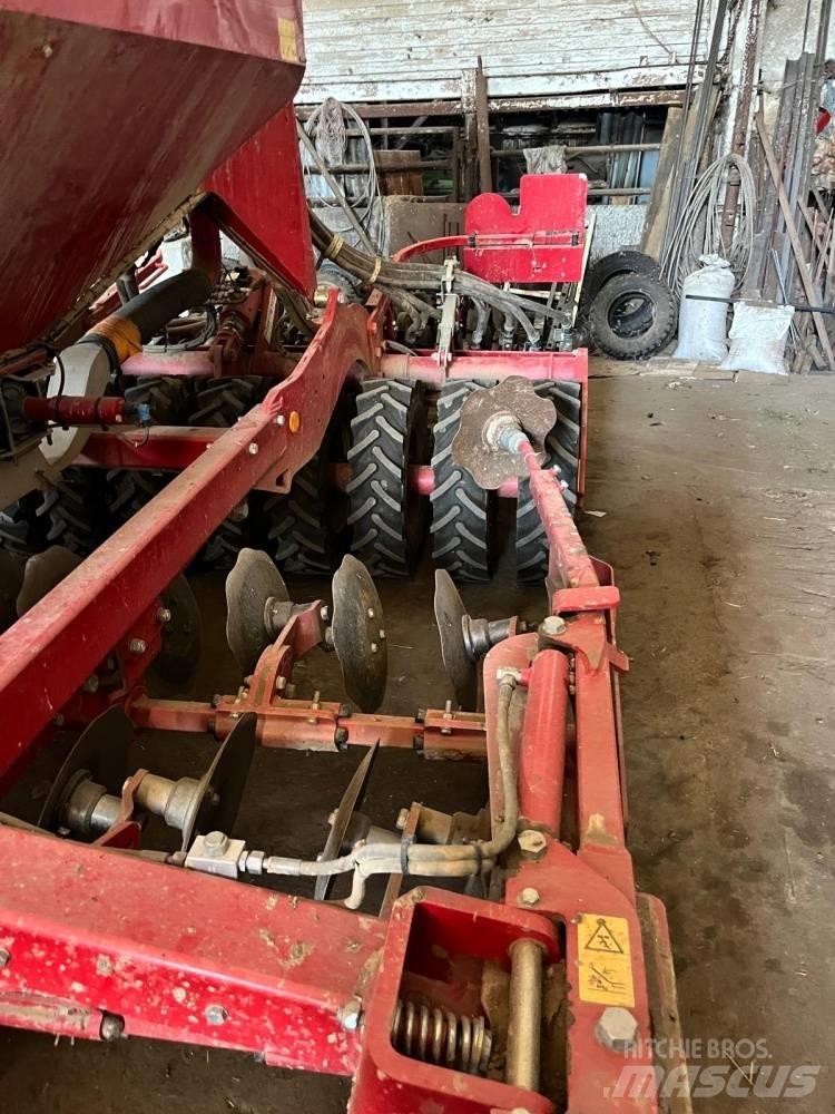 Horsch Pronto 3 DC Sembradoras combinadas